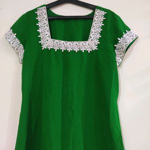 Beautiful Lace Work Kurti