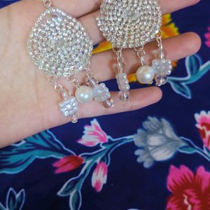 In Ver Low Price Beautiful Earings