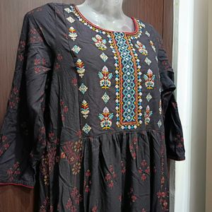 Aavasa Printed Long Anaarkali Kurta Size 38-40