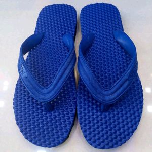 [7,8,9,] BLUE ACCU PRESSURE SLIPPER UNISEX