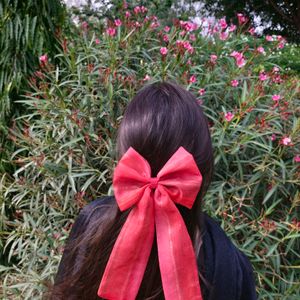 Bow Pin