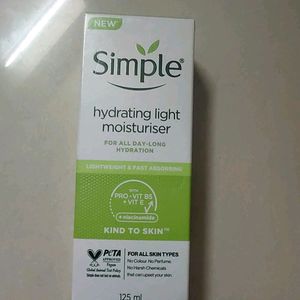 Simple Hydrating Light Moisturizer 125ml