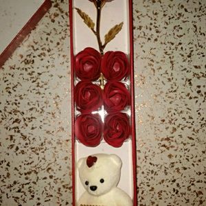 Beautiful Item With Rose And A Teady Bear