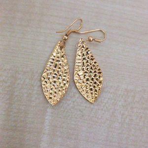 Gold Leaf Earring