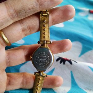 women wrist watch