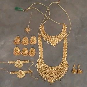 Golden Bridal Jewellery Set