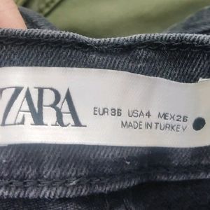 Zara Black Skinny Fit Jeans (Women)