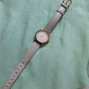 Timex Peach Colored Wristwatch 🍑