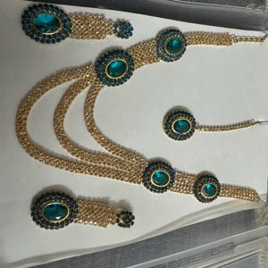 AD Jewellery Set - Beautiful Necklace With Earring