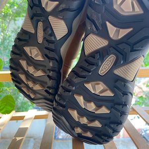 KEEN Ridge Flex Waterproof Boot