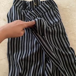 Black / White Stripes Trousers