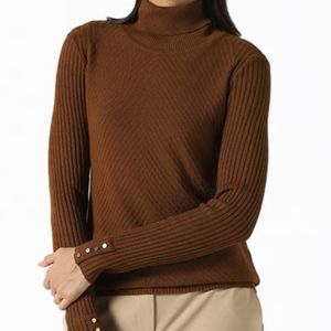 Turtle Neck Sweatshirt