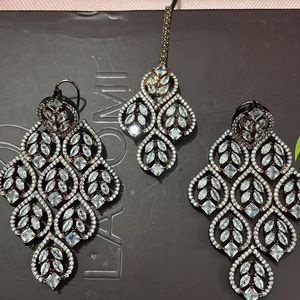 AD Broad Earrings With Mang Tika