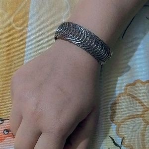 SILVER BRACELET!! ONLY AT 50/-