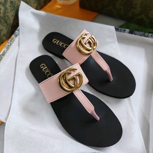 Flats & Sandals