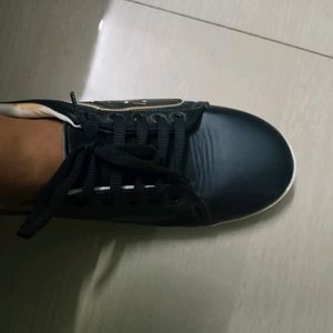 Black Shoes 💓