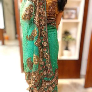 Women Embroidered Partywear Saree...🥻💚