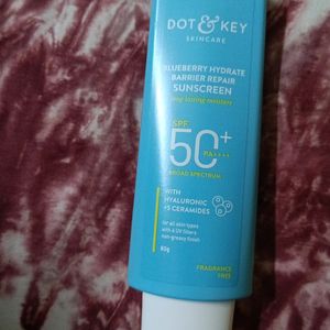 Dot & Key Blueberry Barrier Repair Sunscreen Spf50