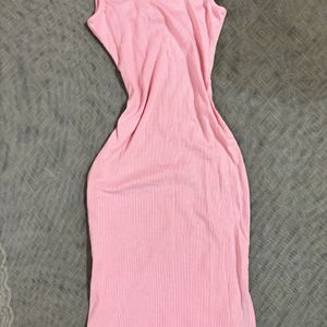 🌷🪩SSS PINK BODYCON DRESS🪩🌷