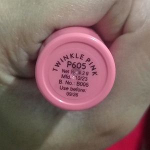 Biotique Twinkle Pink Lipstick