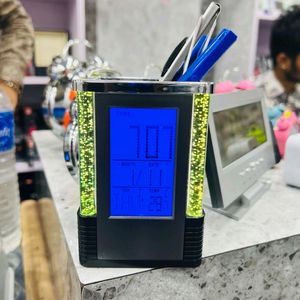 digital clock with organizar