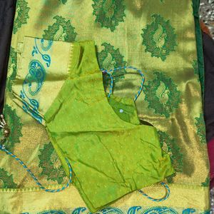 Pattu Saree With Blouse Green And Gold Color