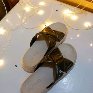 Eva Styles Flipflops For Women..