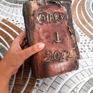 Diary Home Decor