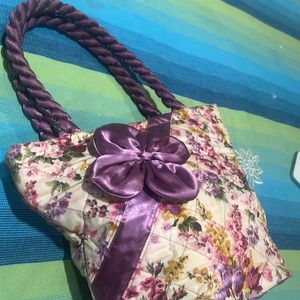 Small Floral Zipper Bag 💼