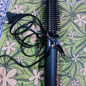 Hair Curler With Attachment