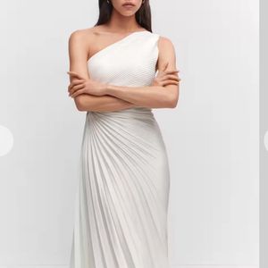 Anny Styles One-Shoulder Pleated Maxi Dress