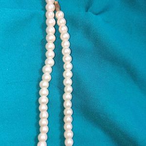 Pearl Pendant Necklace