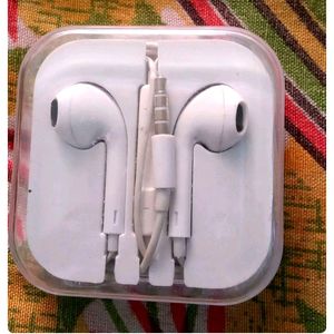 ONE Earphone 😍