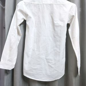 Boys Plain Cotton White Shirt In Size S