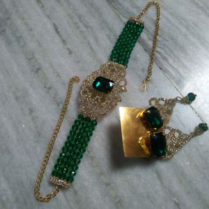 Green Choker Set