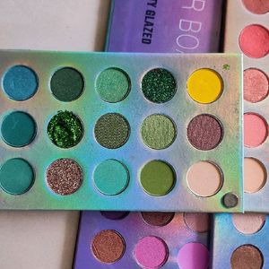 60 Shades Eyeshadow Palate