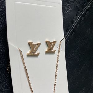 LV ROSE GOLD pendant Set With Studs Anti tarnish