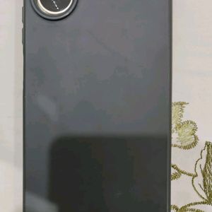 Vivio Y16 Phone With Cover