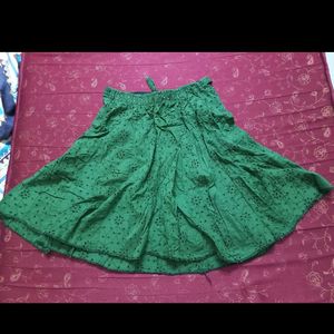 Green Skirt Size 28