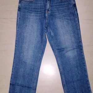 Straight Fit Women Jean👖