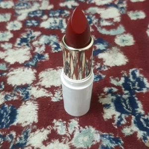 Myglamm Red Velvet Lipstick