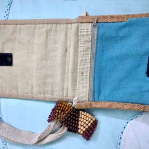 Jute Sling Bag With Bracelet!