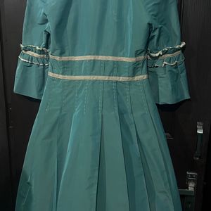 Hoss Vintage Gown