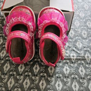 Cutewalk By BABYHUG casual Shoes