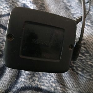 Nokia Mobile Charger with Detachable Cable