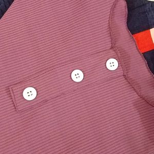 Fitted Top With Show Buttons