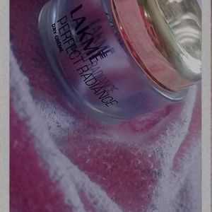 Lakme perfect radiance day cream