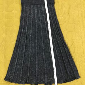 Black With Shimmers Pleated Skirt W30