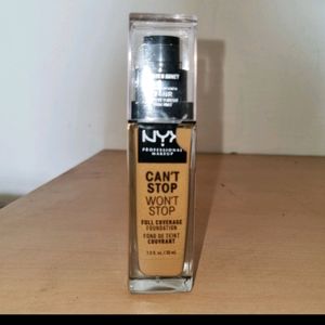 Nyx Fondation Golden Honey 14