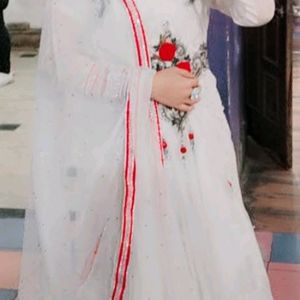 Beautiful Heavy Gown With Dupatta
